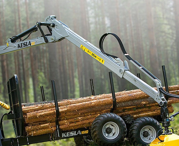 Grúa forestal KESLA 202T para remolque o tractor